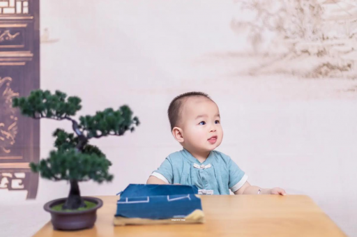 汕头宝宝喊肚子疼怎么回事